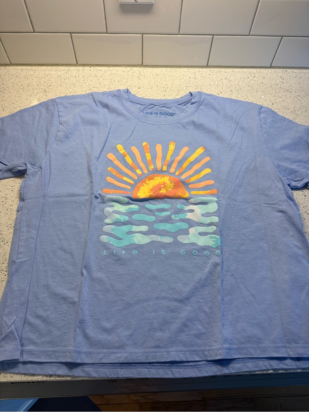 Life Is Good Woman’s Blue Sunset Graphic Tee
